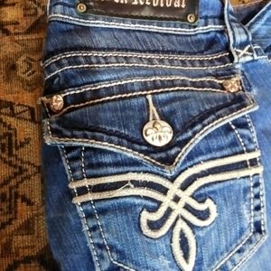 Women's truly Religion jeans straight legs